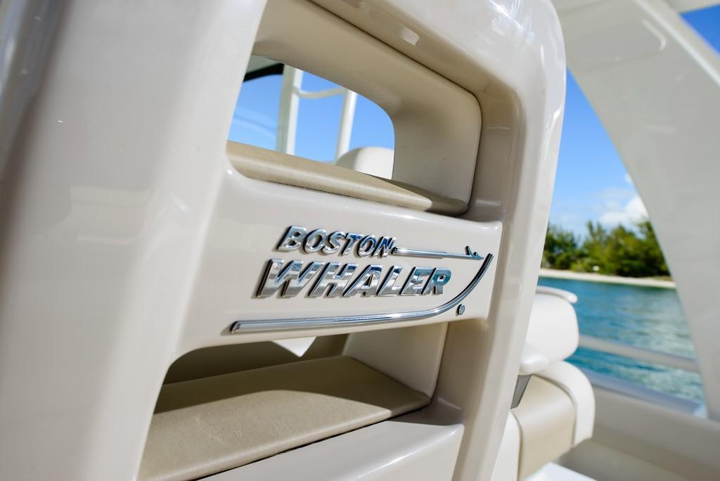 2024 Boston Whaler 420 Outrage Barcos de consola central en venta ...