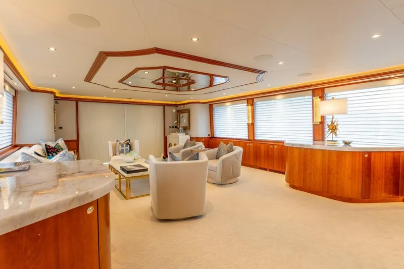 Relentless Yacht Photos Pics 