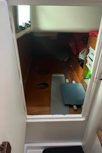 Why Knot Yacht Photos Pics Storage Garage