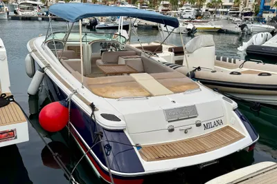 Chris-Craft Corsair 28