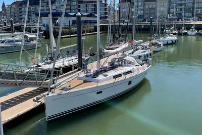 Hanse 445