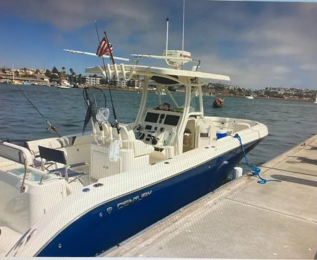 Dolce Vita Yacht Photos Pics 