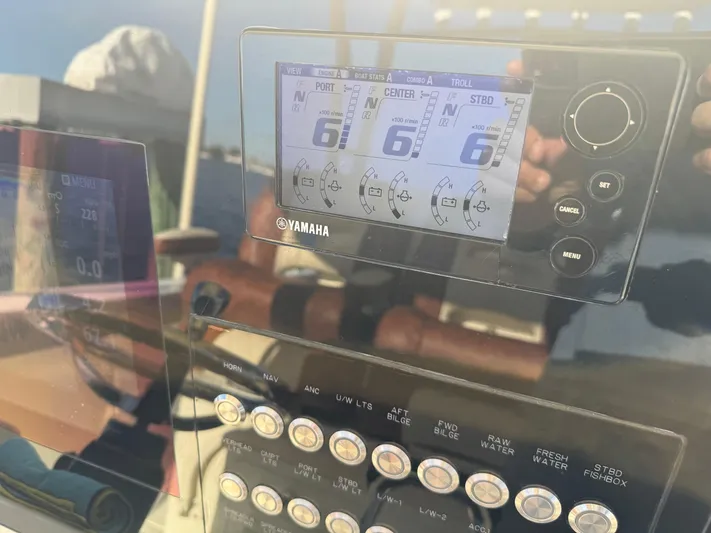 Aqua Therapy Yacht Photos Pics 