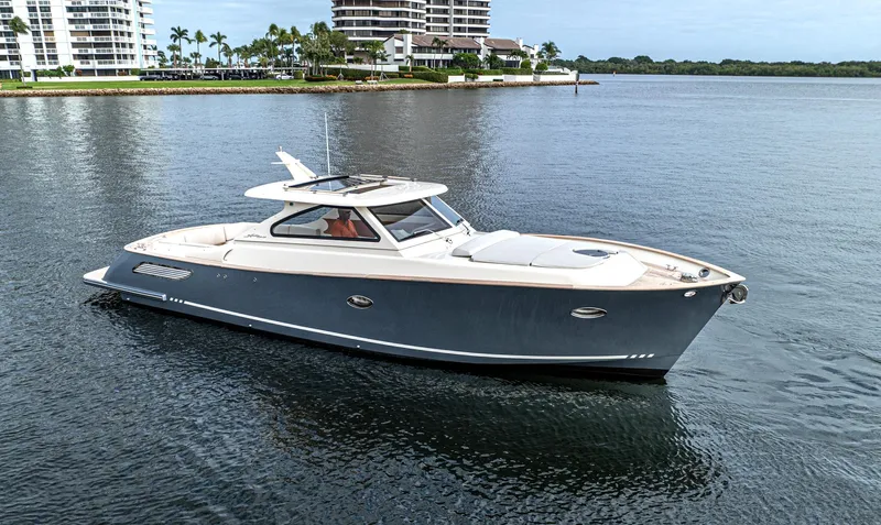 Penrose Yacht Photos Pics 