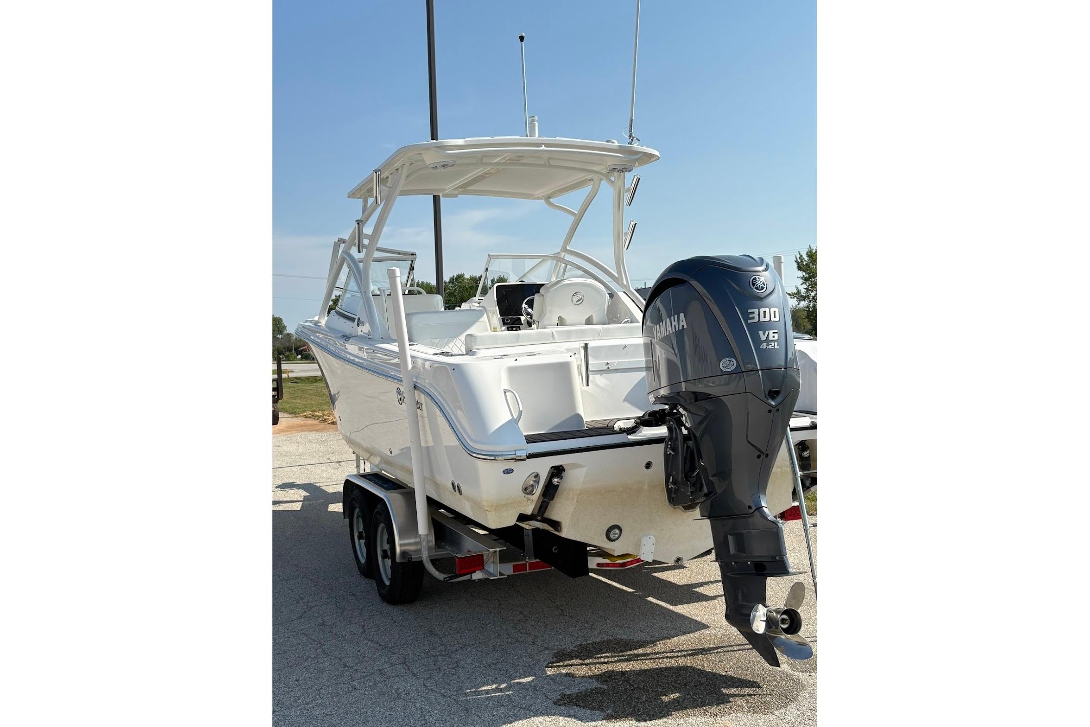 Edgewater 248CX Crossover