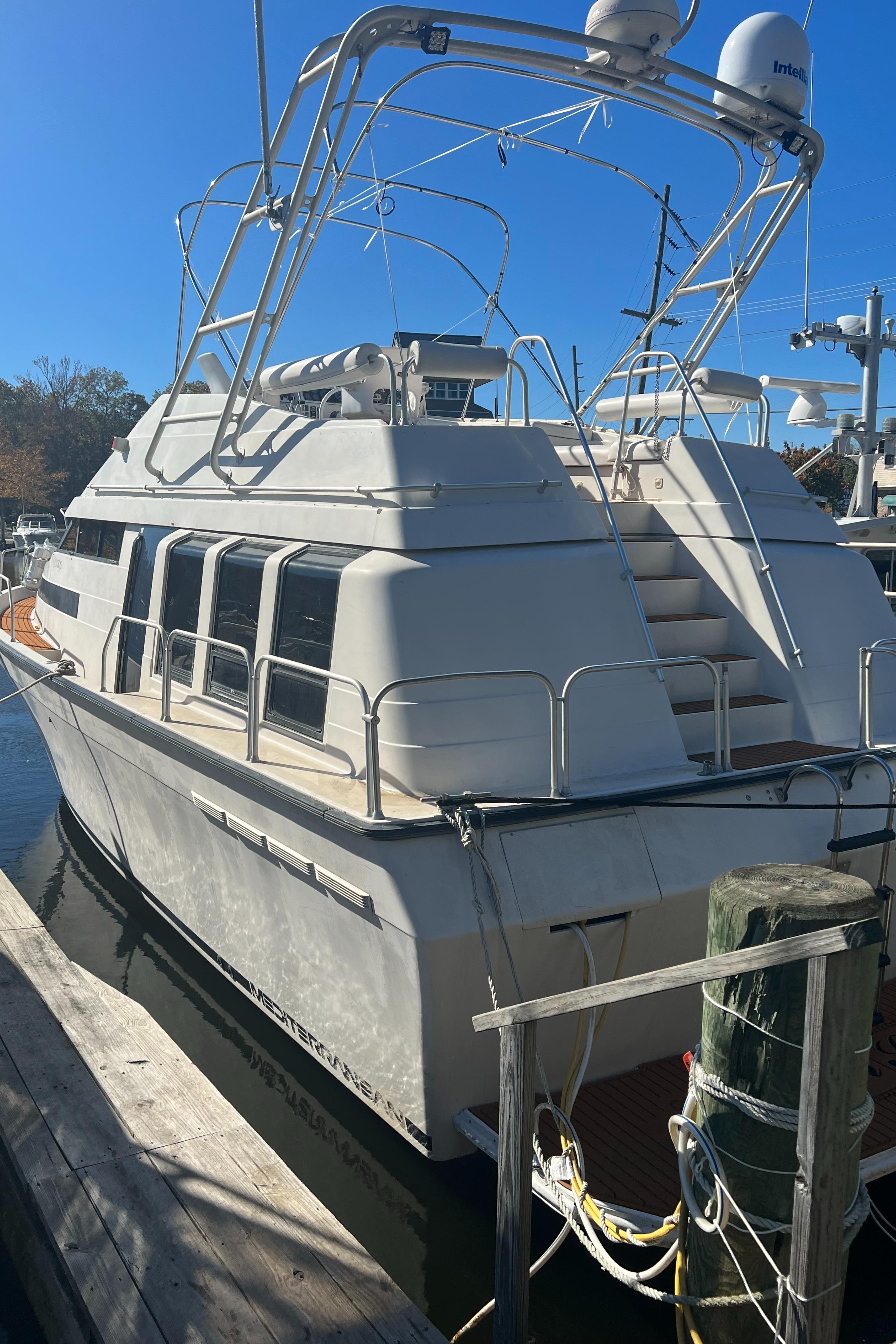 1989 Mainship 41 Mediterranean DC w 20 HRS Motor Yacht for sale