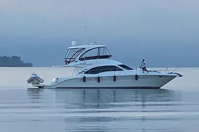 Sea Ray 52 Sedan Bridge