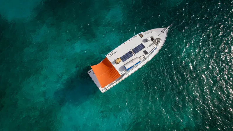 Foxy Lady Yacht Photos Pics 