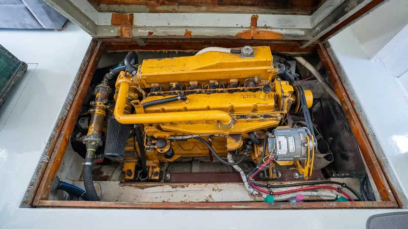 Foxy Lady Yacht Photos Pics 