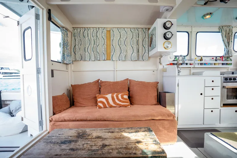 Foxy Lady Yacht Photos Pics 