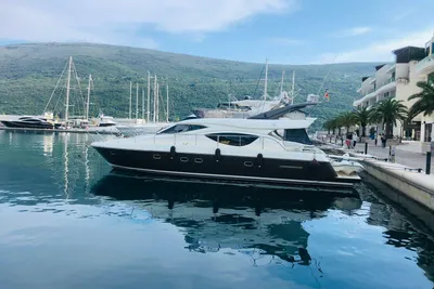 Ferretti Yachts 500 Elite