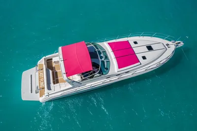 Sea Ray 440 Sundancer