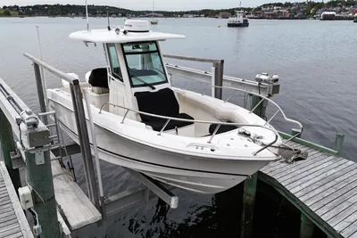 Boston Whaler 250 Outrage