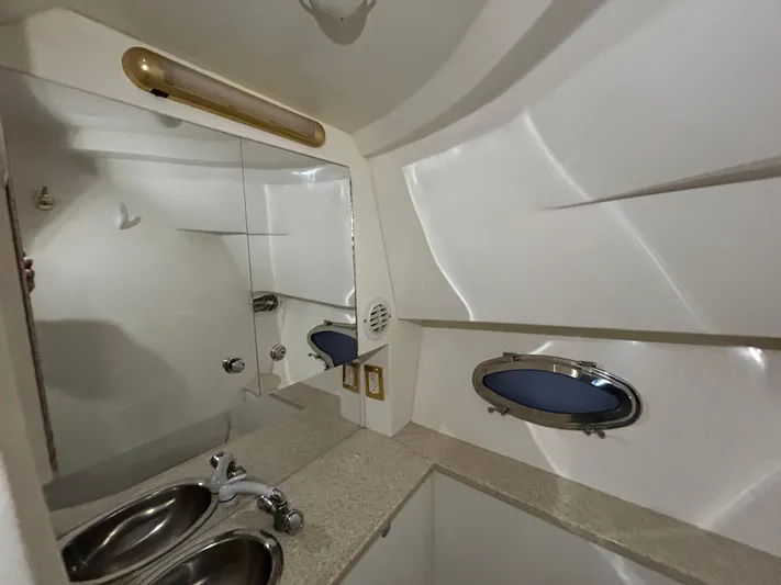 Zip It Yacht Photos Pics 