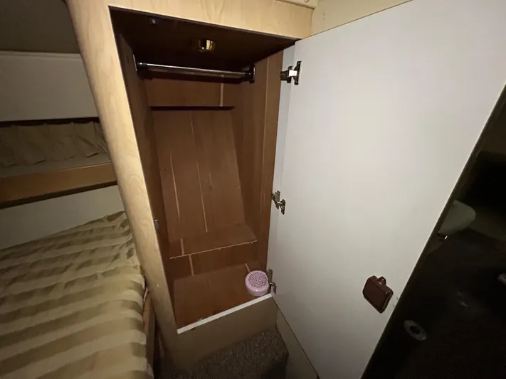 Zip It Yacht Photos Pics 