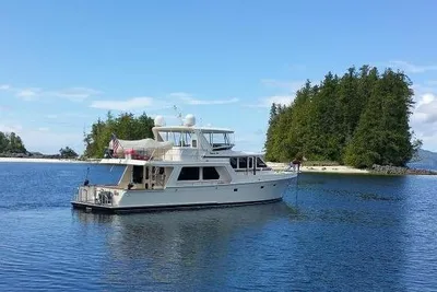 Offshore Yachts Pilothouse