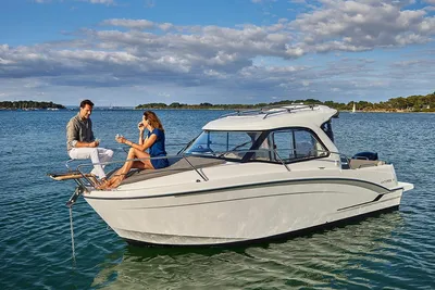 2023 Beneteau Antares 7