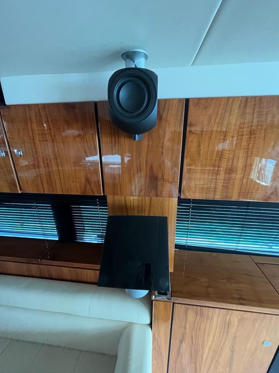 2010 Fairline 67 