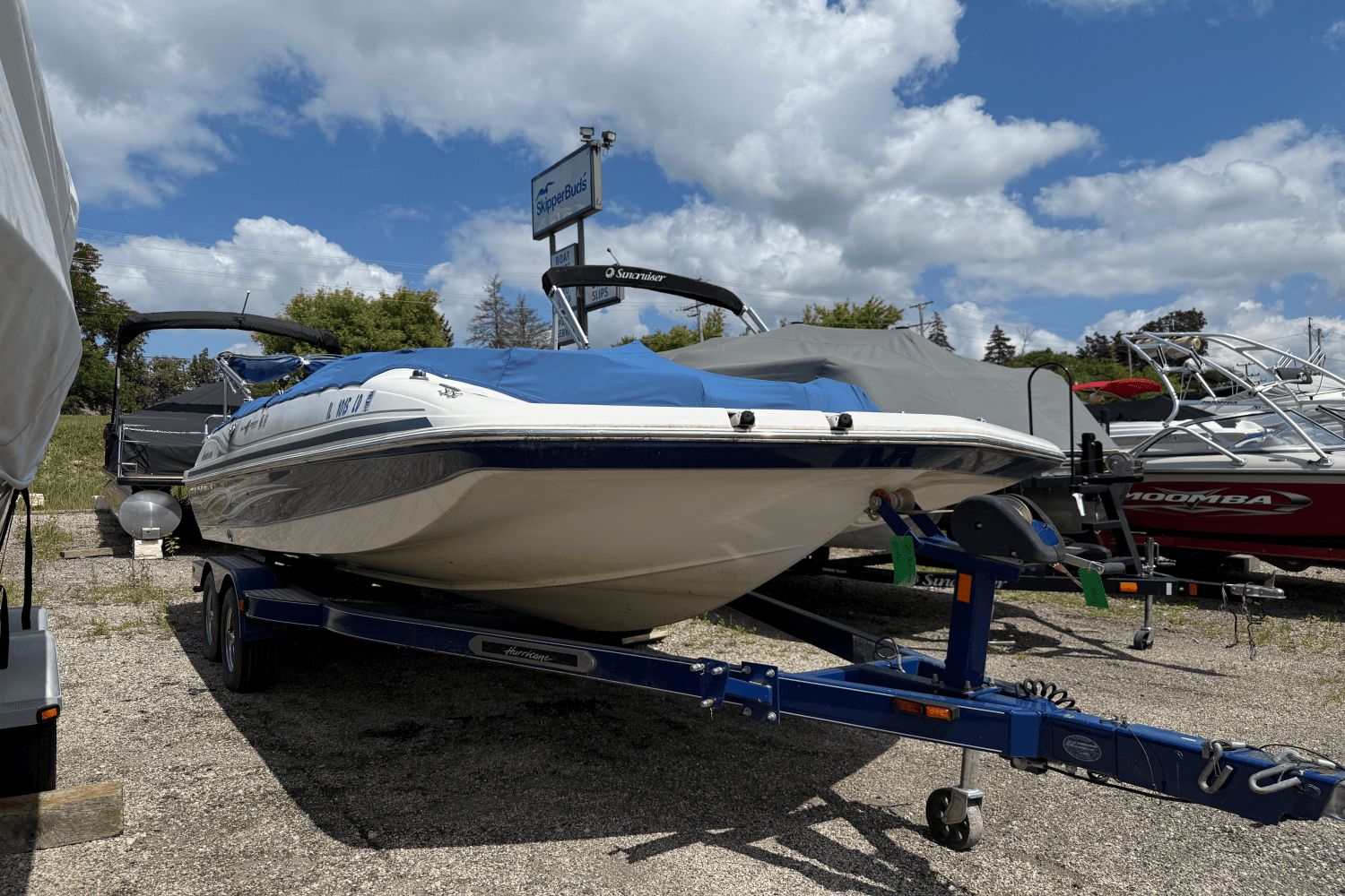 Hurricane Sun Deck Sport 201