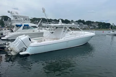 Intrepid 375 Walkaround