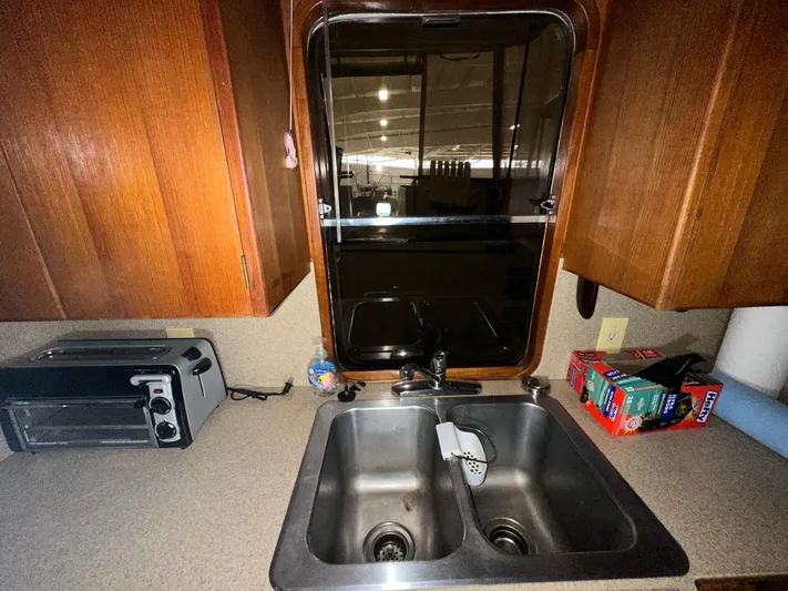 Harborview Yacht Photos Pics 