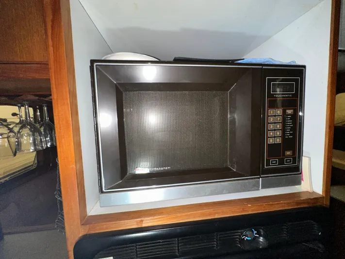 Harborview Yacht Photos Pics 