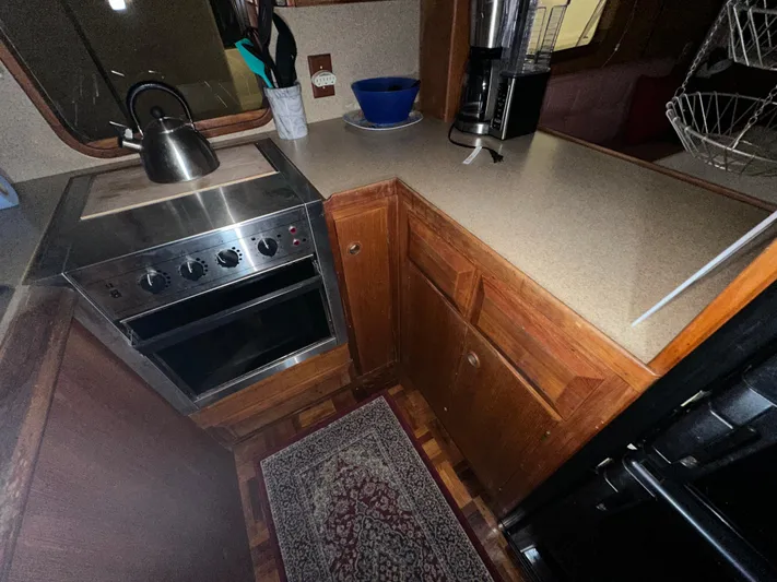 Harborview Yacht Photos Pics 