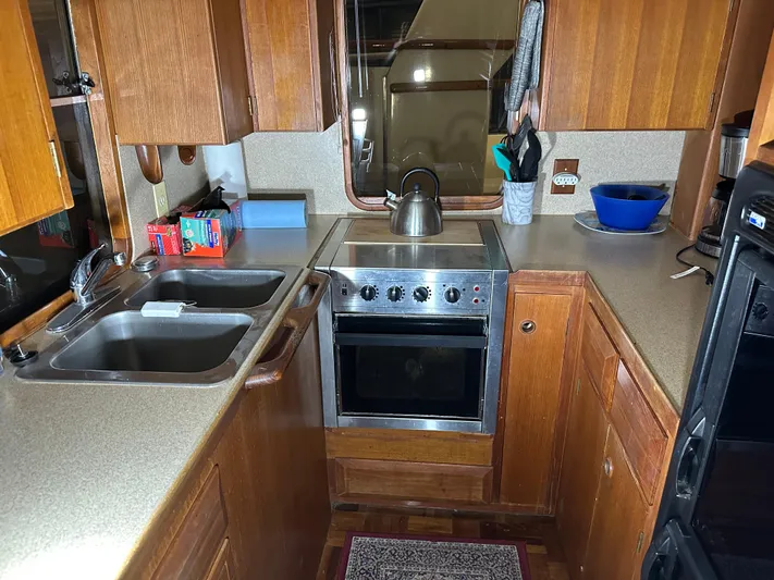 Harborview Yacht Photos Pics 