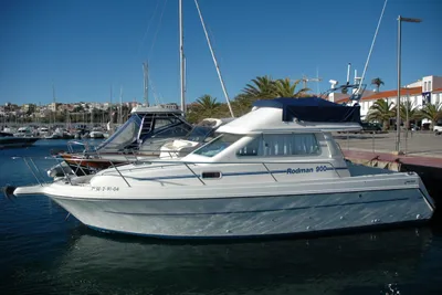 2004 Rodman 900 FLY