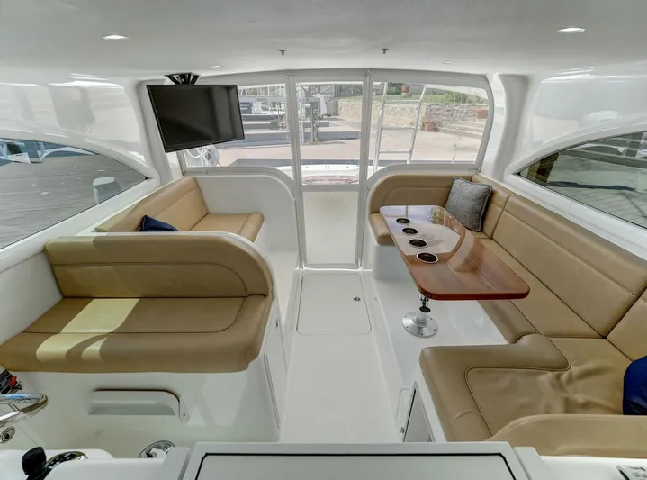 Leveled Up II Yacht Photos Pics 