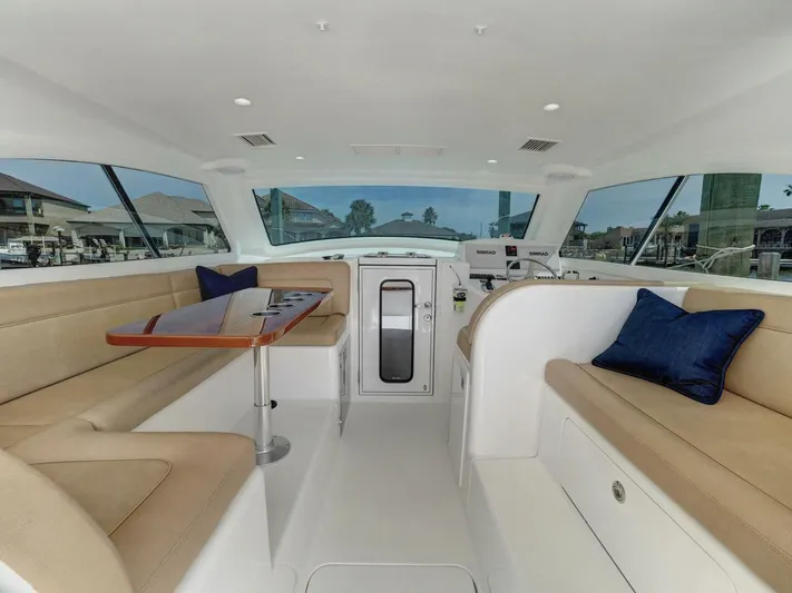 Leveled Up II Yacht Photos Pics 