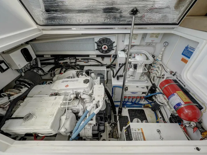 Leveled Up II Yacht Photos Pics 