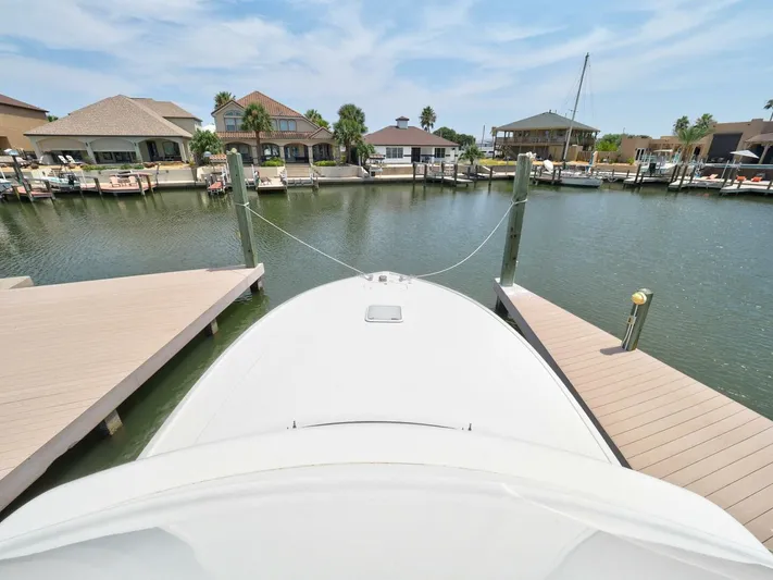 Leveled Up II Yacht Photos Pics 