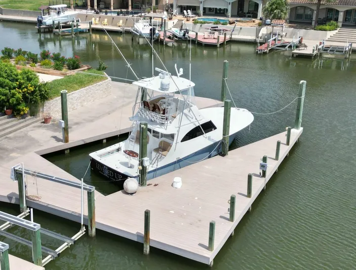 Leveled Up II Yacht Photos Pics 