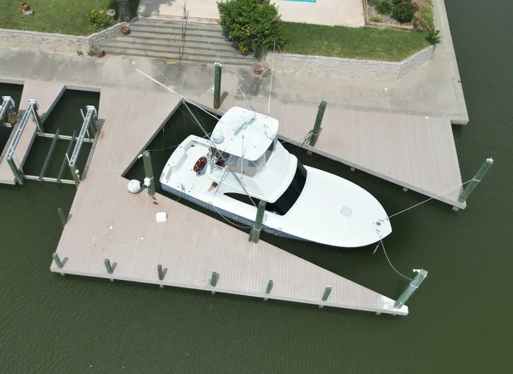 Leveled Up II Yacht Photos Pics 