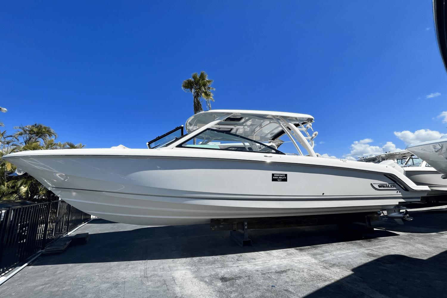 2024 Boston Whaler 320 Vantage Sport Fishing for sale YachtWorld