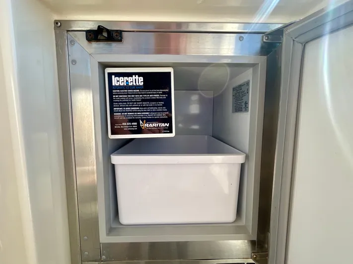 Gina Marie Yacht Photos Pics 