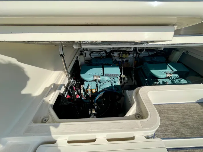 Gina Marie Yacht Photos Pics 