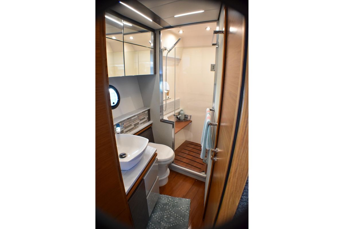 2019 Tiara Yachts 49 