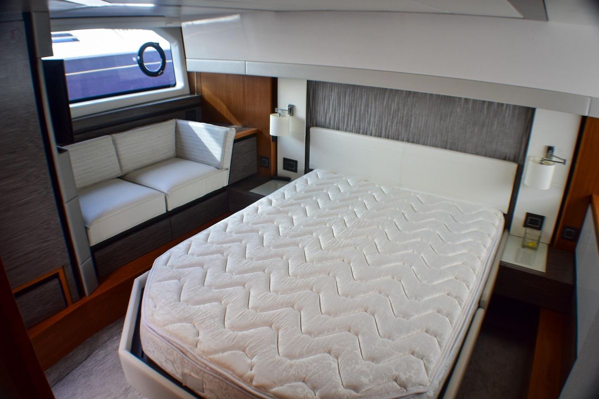 2019 Tiara Yachts 49 