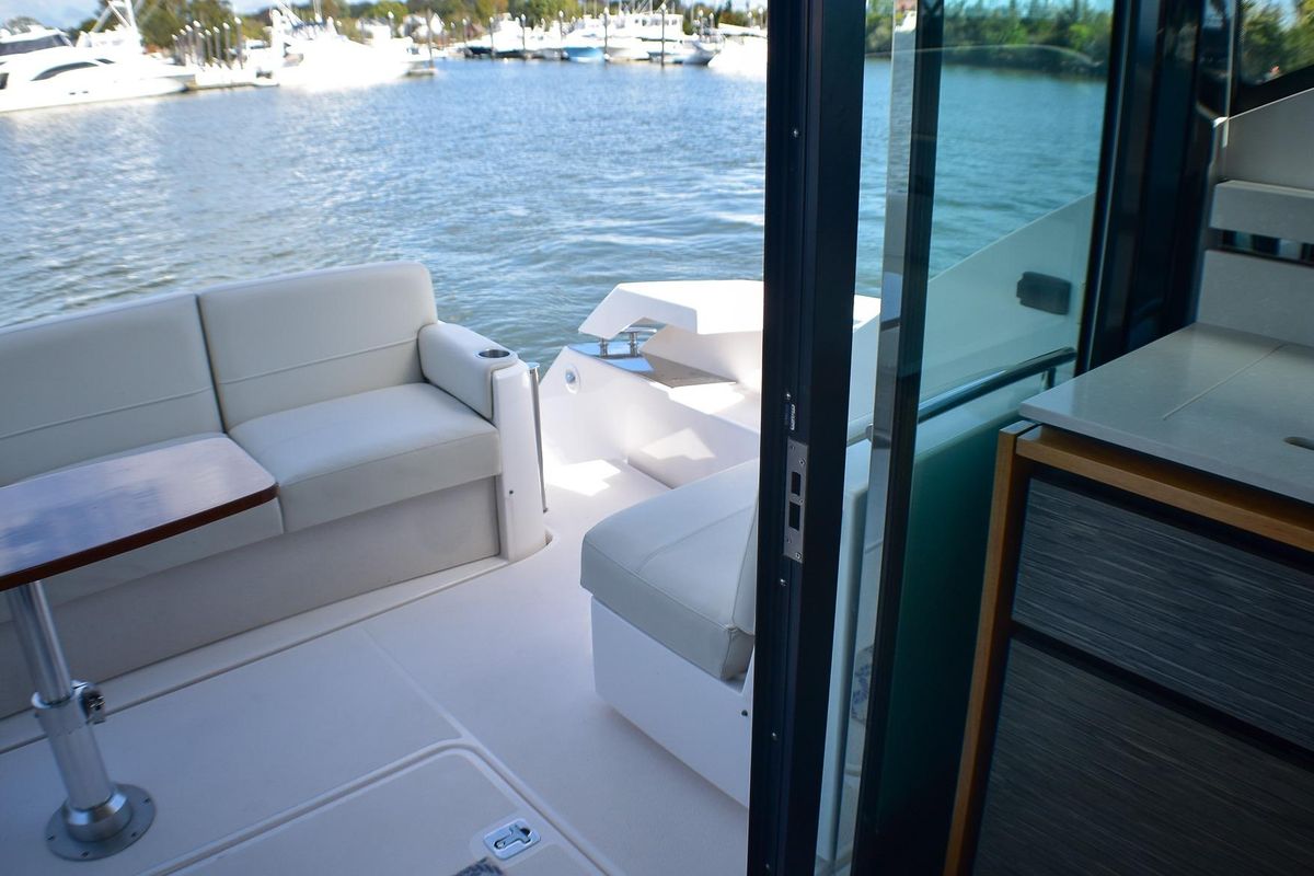 2019 Tiara Yachts 49 
