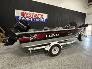 1995 Lund 1650 DLX boat with Mercury engine at Westre's Marine & Sport.