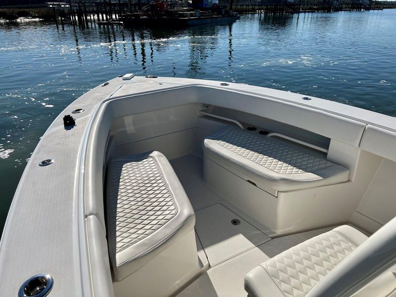 2020 Jupiter 30 HFS