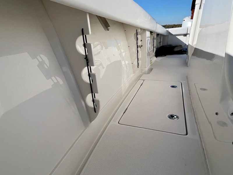2020 Jupiter 30 HFS