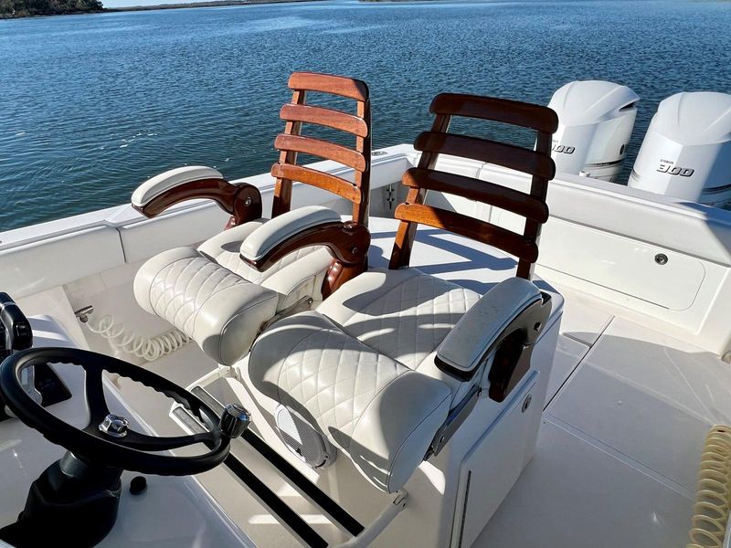 2020 Jupiter 30 HFS