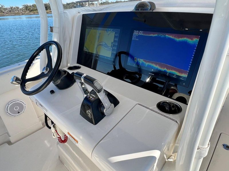2020 Jupiter 30 HFS