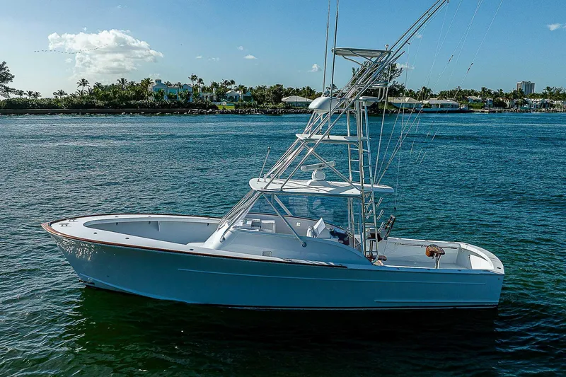 Kingfisher Yacht Photos Pics 