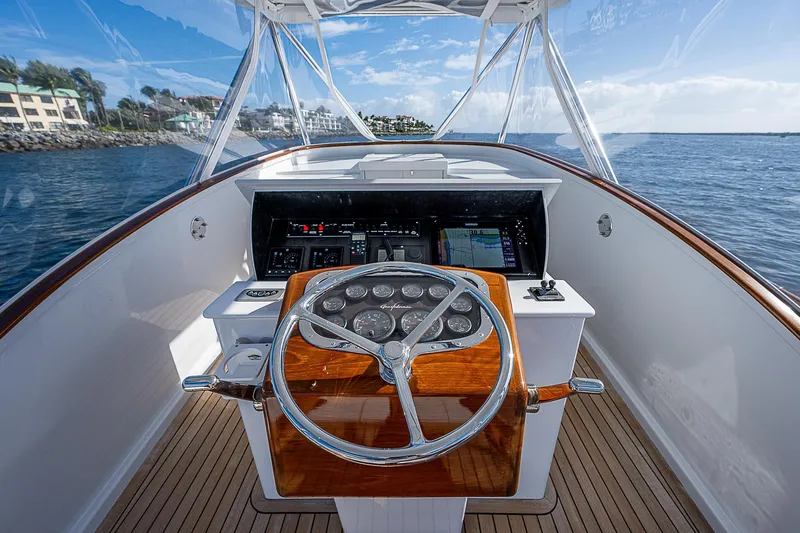 Kingfisher Yacht Photos Pics 