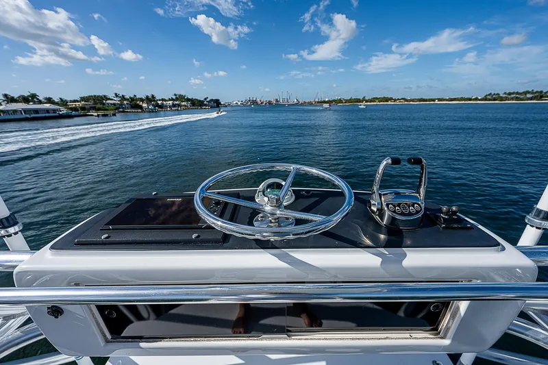 Kingfisher Yacht Photos Pics 