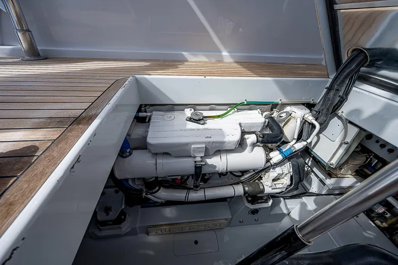 Kingfisher Yacht Photos Pics 